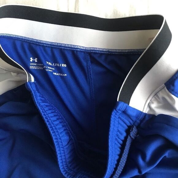 Under Armour boys athletic shorts size YXL - Picture 2 of 2